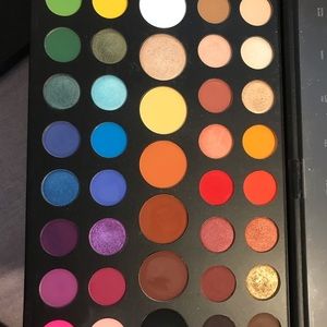 NEW MORPHE x JAMES CHARLES